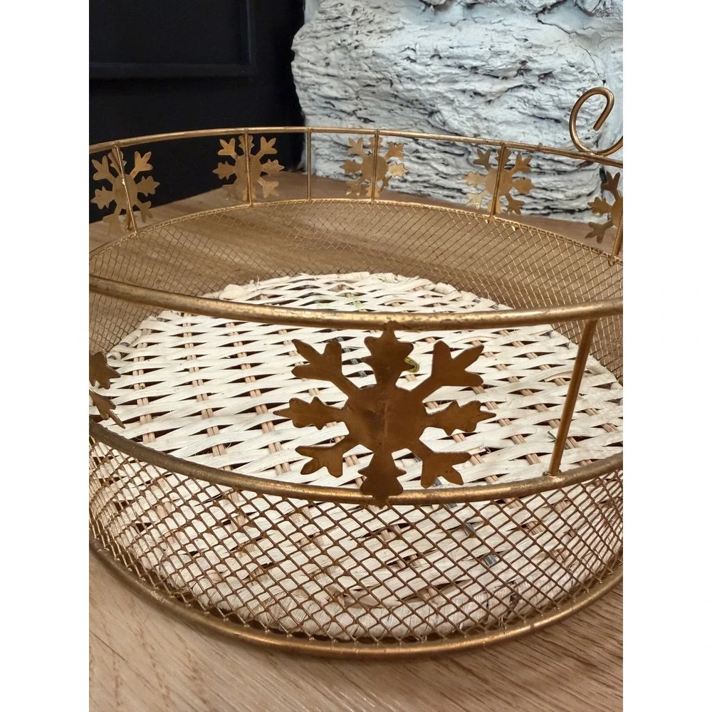 Vintage Gold Wire Snowflake Christmas Basket White Wicker Base Holiday Decor